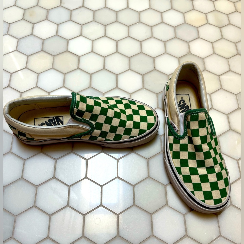 Size 5.5 green checkered vans